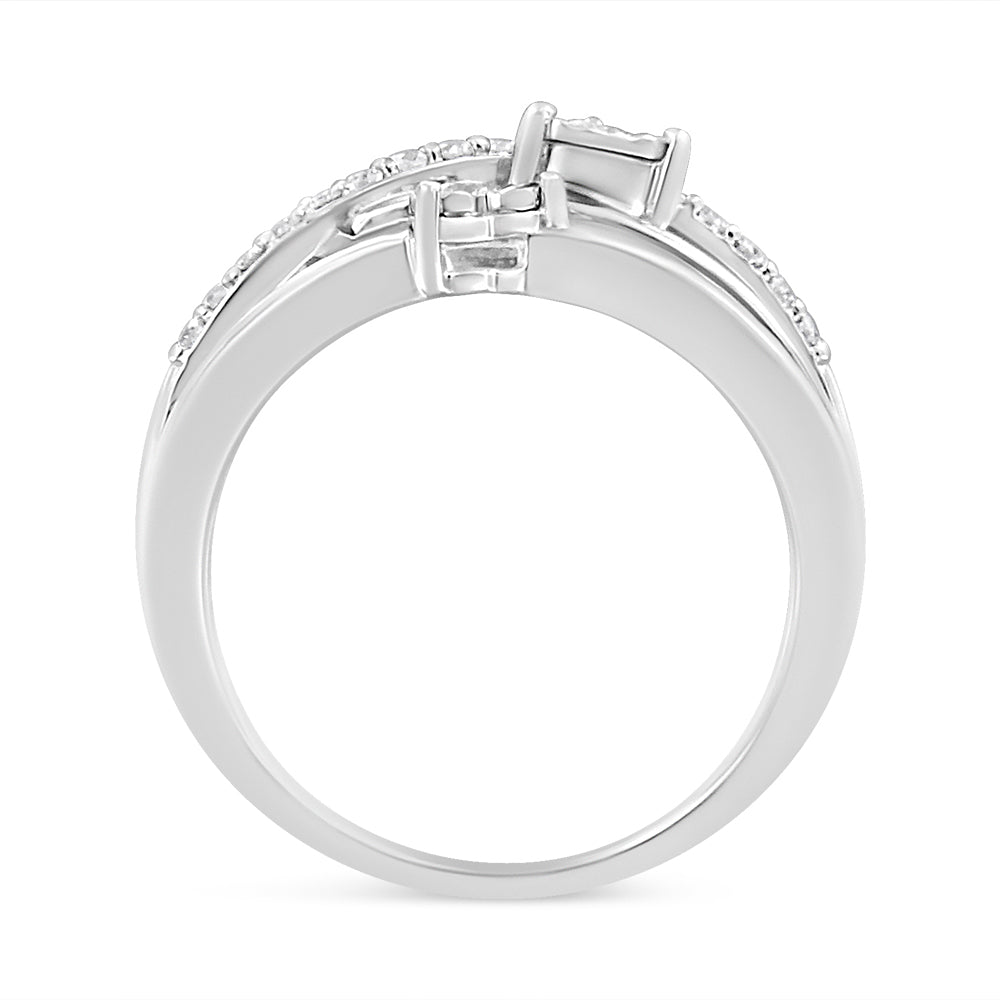 Anillo cruzado en forma de corazón con diamantes engastados "miracle" de 1/5 Cttw en plata de ley .925 (color I-J, claridad I2-I3) - Talla 7