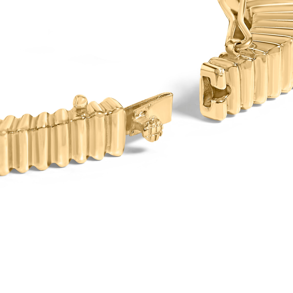 14K Yellow Gold 1 1/4 Cttw Diamond Ribbed Rounded Rectangle Bangle Bracelet (G-H Color, VS2-SI1 Clarity) - 7.75" Inches - image 2 of 3