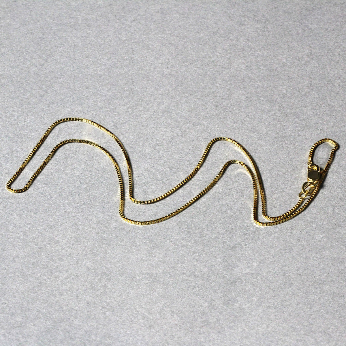 Cadena clásica de oro amarillo de 14k, 0.8mm