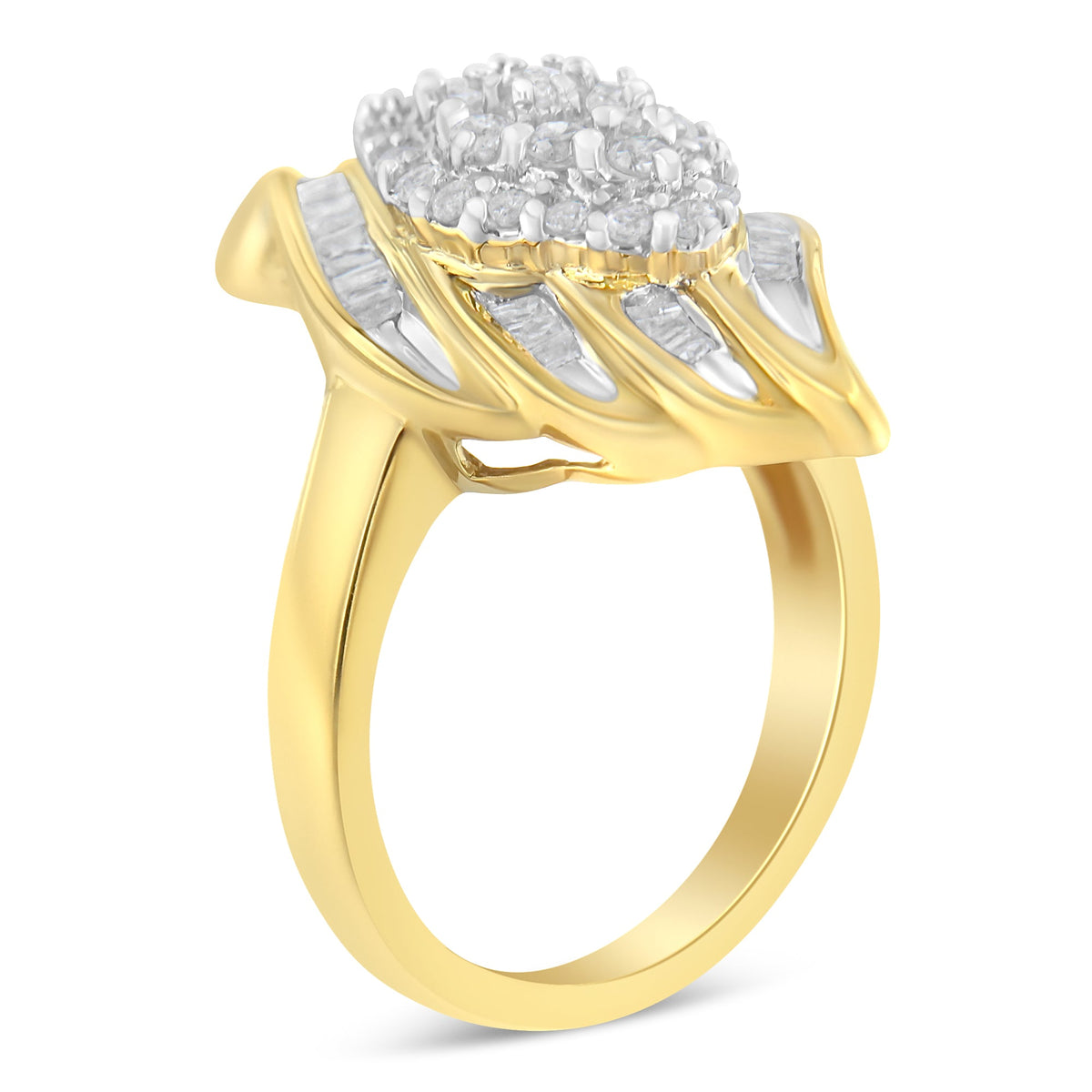 Anillo tipo cóctel de diamantes de plata de ley .925 chapada en oro amarillo de 10K (3/4 Cttw, color I-J, claridad I2-I3) - Talla 6