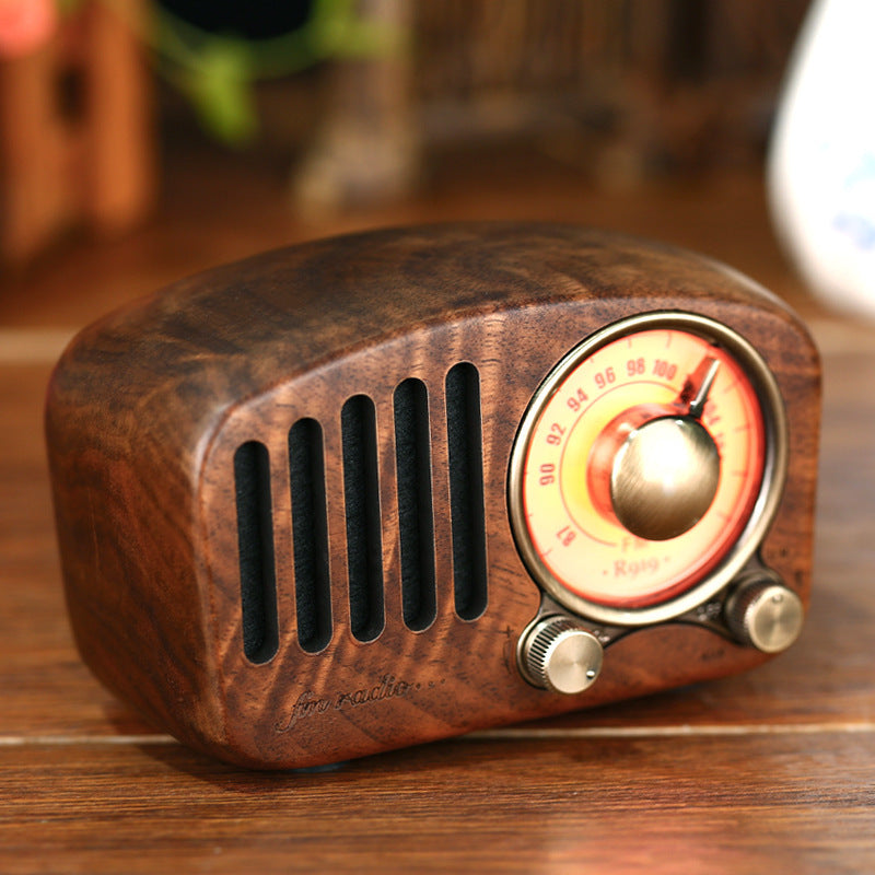 Retro wooden wireless mini speaker