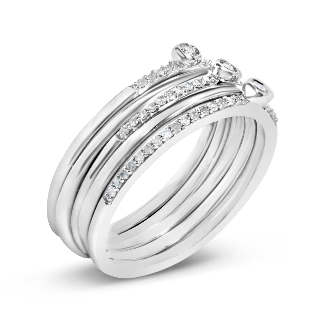 Juego de anillos apilables de plata de ley con bisel de diamante de 3/8 Cttw y engaste pavé