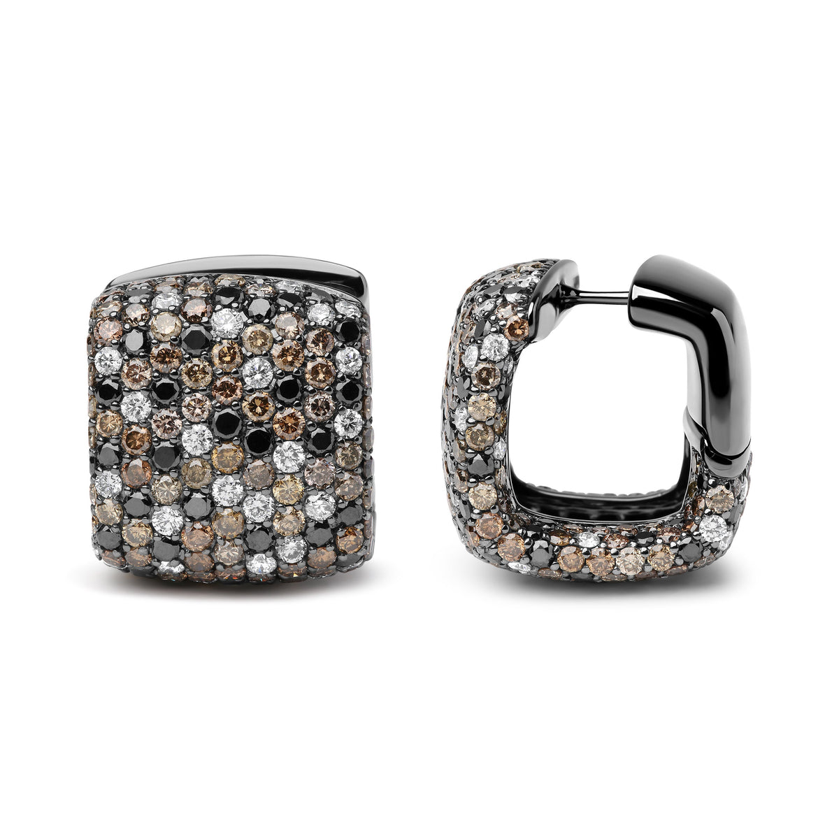 Pendientes Huggie Cuadrados Abovedados con Diamantes Multicolor de 12 5/8 Cttw en Oro Blanco de 18K con Baño de Rodio Negro (Marrón, Negro, Color G-H, Claridad SI1-SI2)