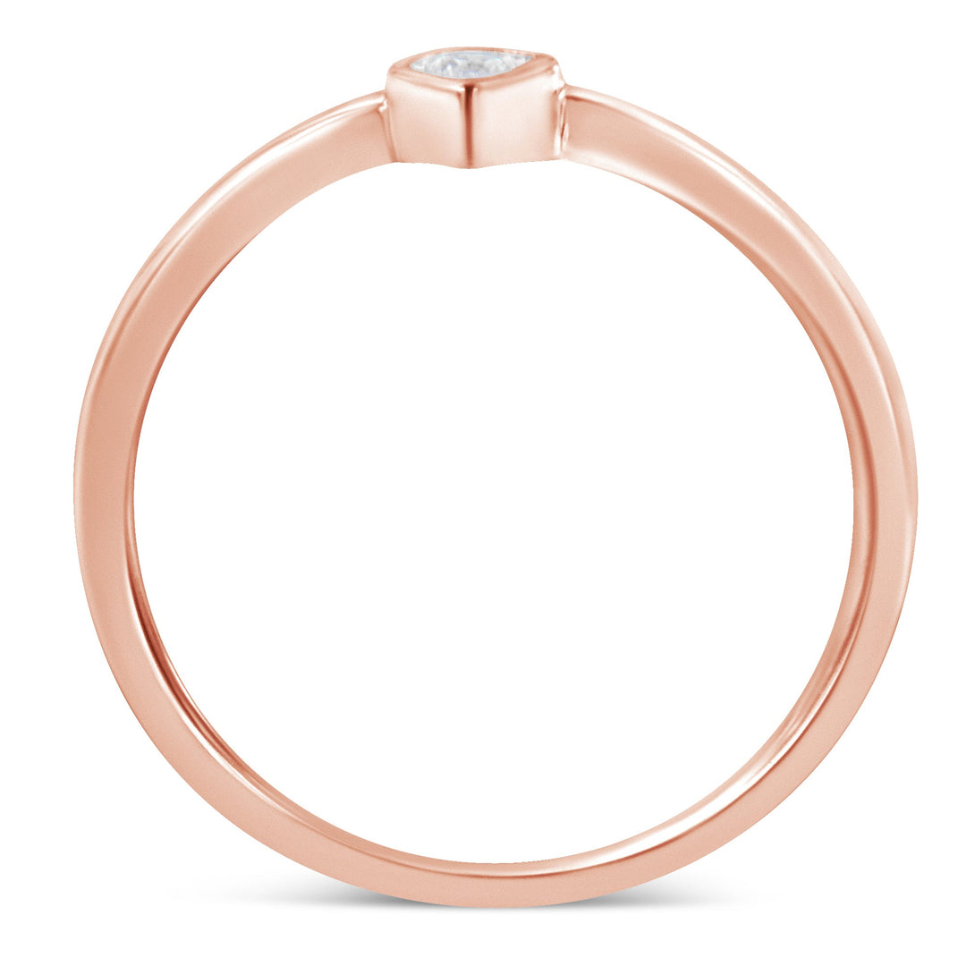 Anillo de moda pequeño con forma de pera de lágrima con engaste "milagro" de diamante de 1/20 quilates de plata esterlina .925 chapada en oro rosa de 14 quilates (color J-K, claridad I1-I2) - Talla 6