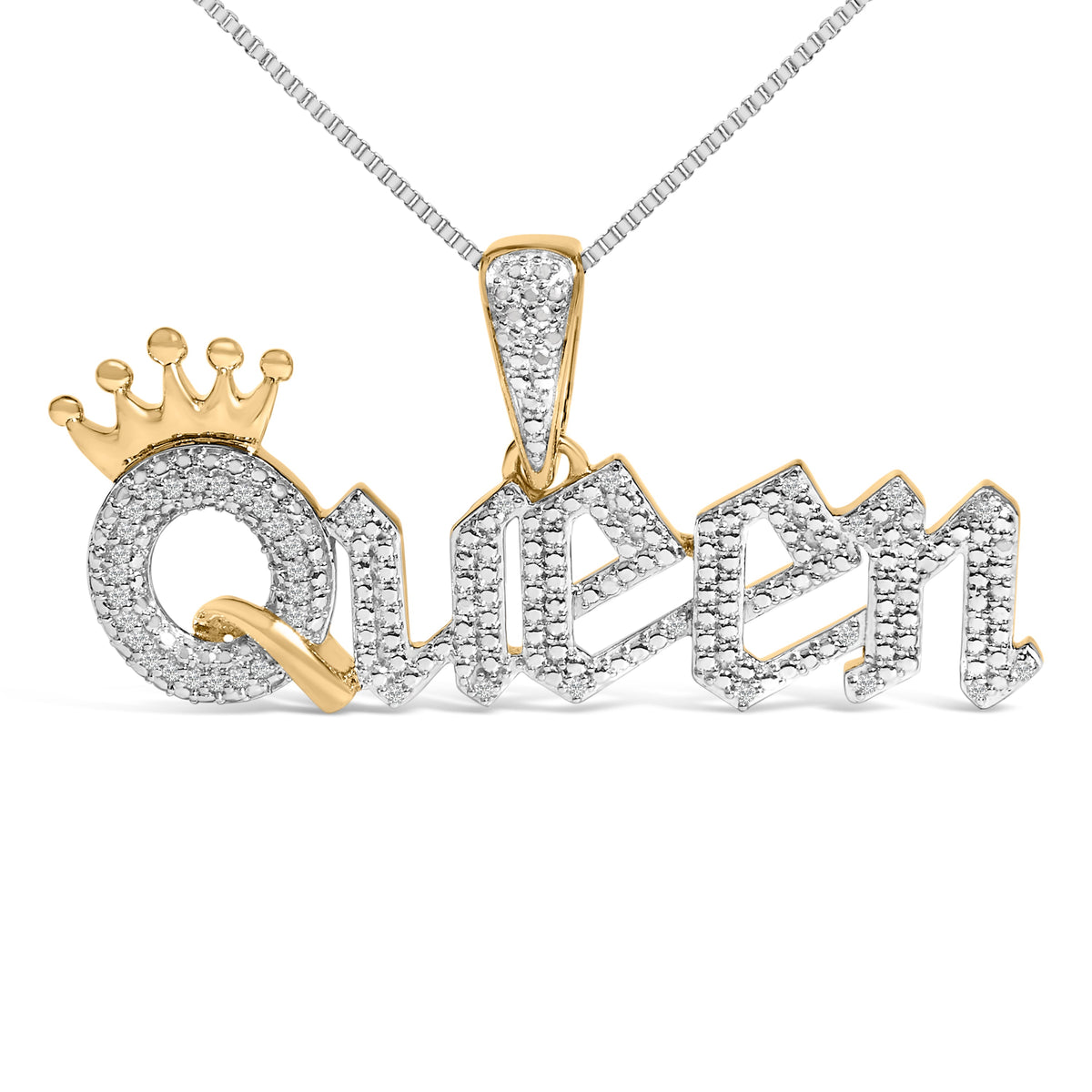 Collar con colgante de placa de identificación "Queen" de plata de ley chapada en oro amarillo de 14 quilates con diamantes de 1/10 Cttw