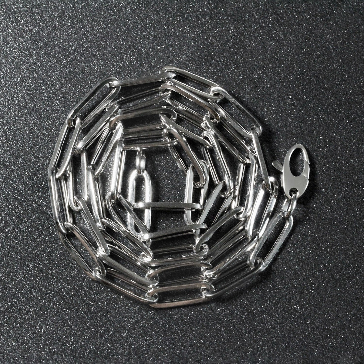 Cadena de eslabones ovalados gruesa de oro blanco de 14k (4.2 mm)
