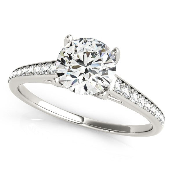 Anillo de compromiso de oro blanco de 14k con diamante y diseño catedral (1 1/3 quilates en total)