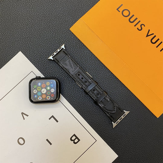 Photo of {{ product.title | truncate: 80, '' | escape }}
