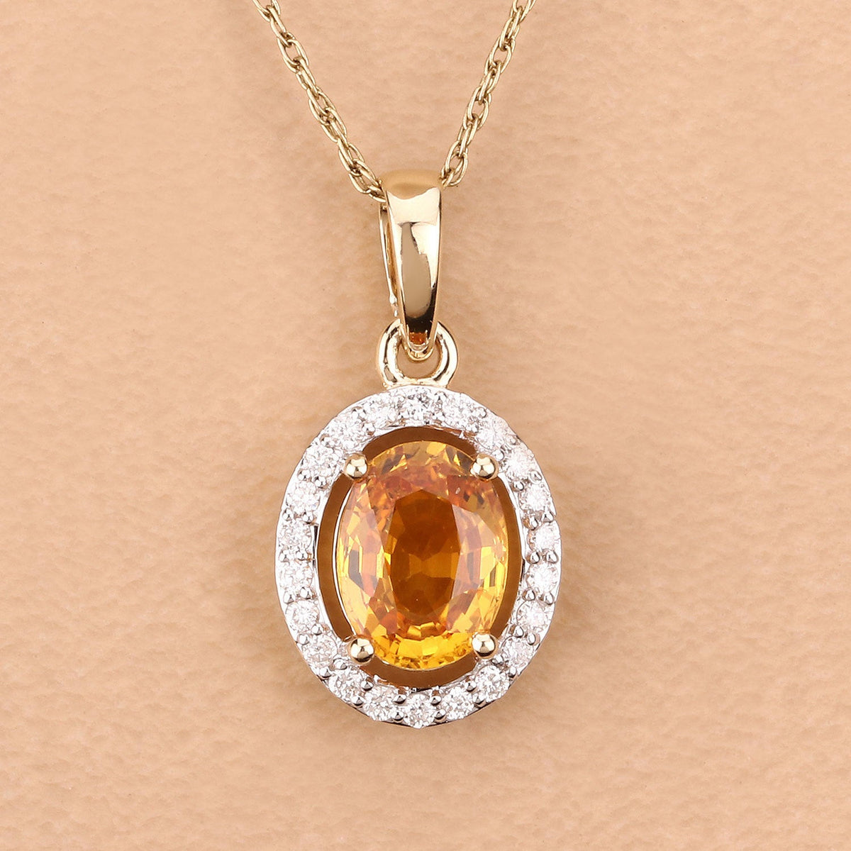 Colgante de oro amarillo de 14K con zafiro amarillo auténtico de 1.78 quilates y diamantes blancos