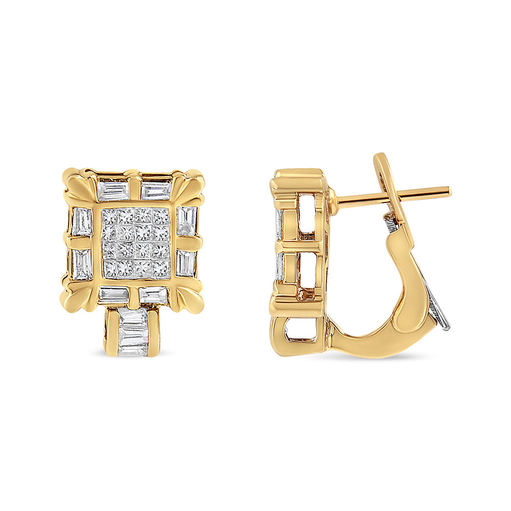 Pendientes Omega de aro tipo arracada con marco cuadrado de diamantes talla princesa y baguette de oro amarillo de 14K de 7/8 Cttw (Color H-I, Claridad SI1-SI2)