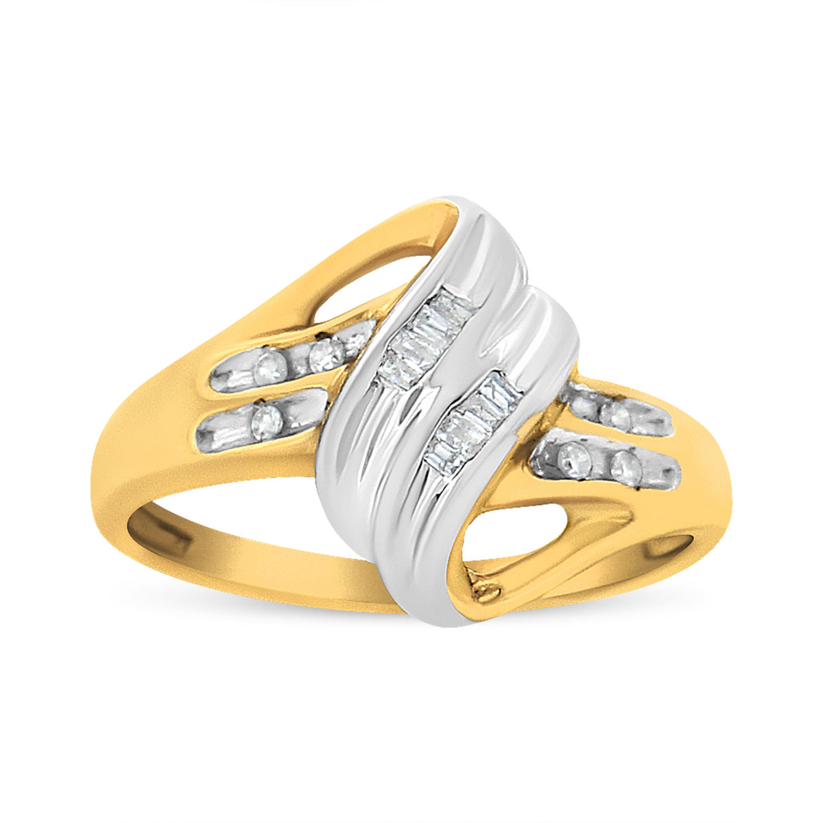 Anillo de derivación con detalles de diamantes redondos y en talla baguette de oro amarillo y blanco de 10 qt y 1,00 ct. (Color H-I, Claridad I2-I3) - Talla de anillo 7