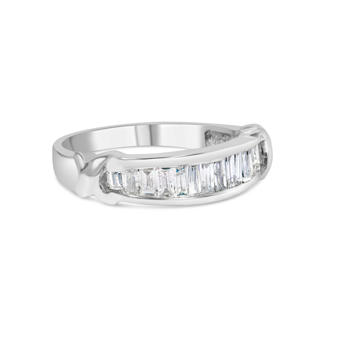 Anillo de boda de plata de ley .925 con diamantes talla baguette de 1/2 ct en engaste de canal en forma de X (color H-I, claridad I1-I2) - Talla 6-1/2