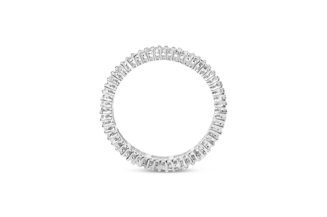Anillo de banda de eternidad de doble fila de diamantes de corte princesa de 1,0 Cttw en oro blanco de 10K (color I-J, claridad I1-I2) - Talla 7