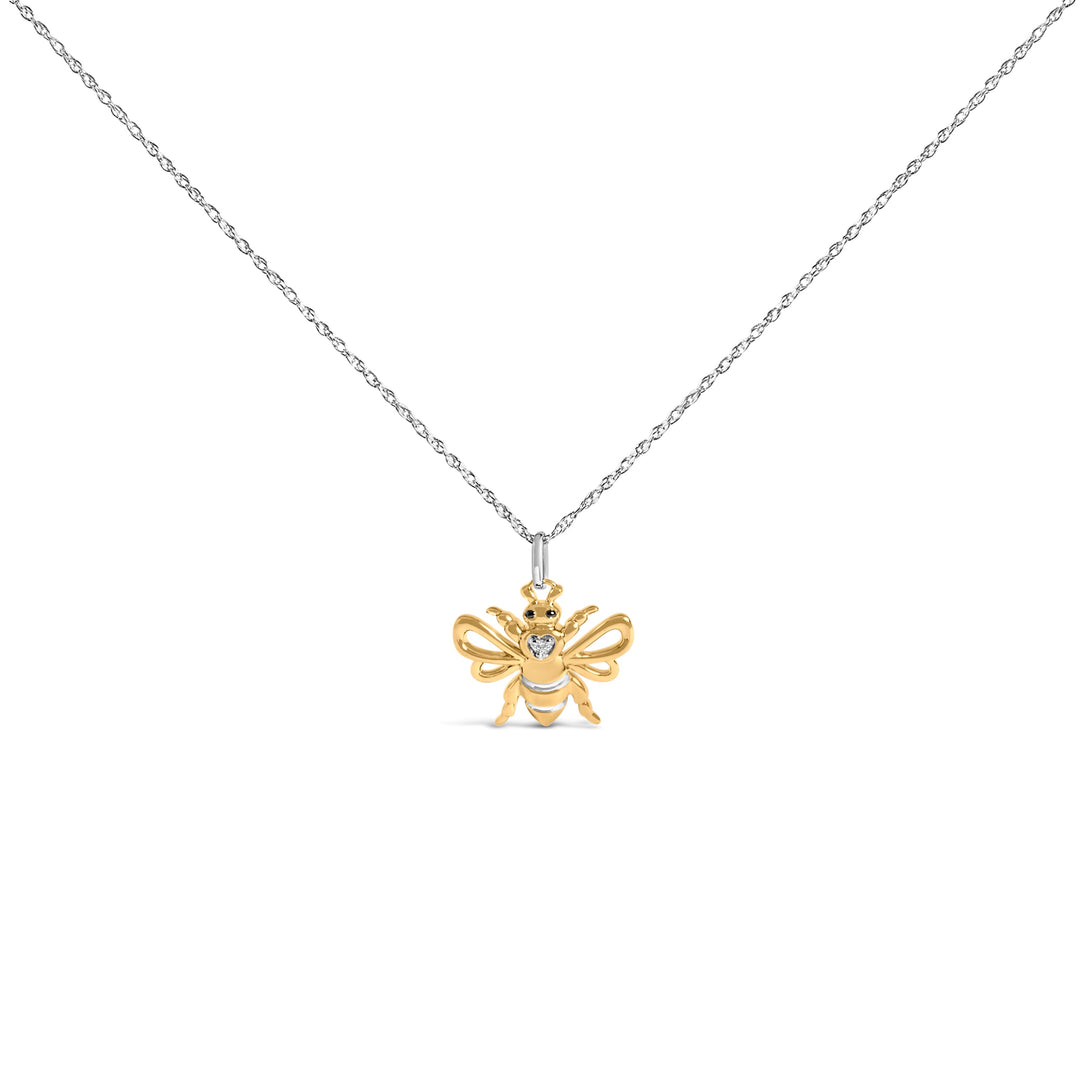 Collar con colgante de abeja con acento de diamante en plata de ley bañada en oro amarillo de 14 quilates