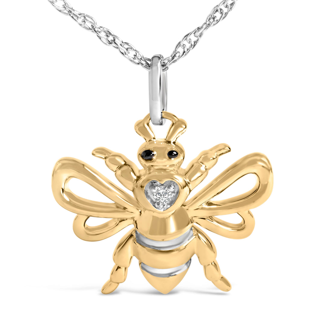 Collar con colgante de abeja con acento de diamante en plata de ley bañada en oro amarillo de 14 quilates