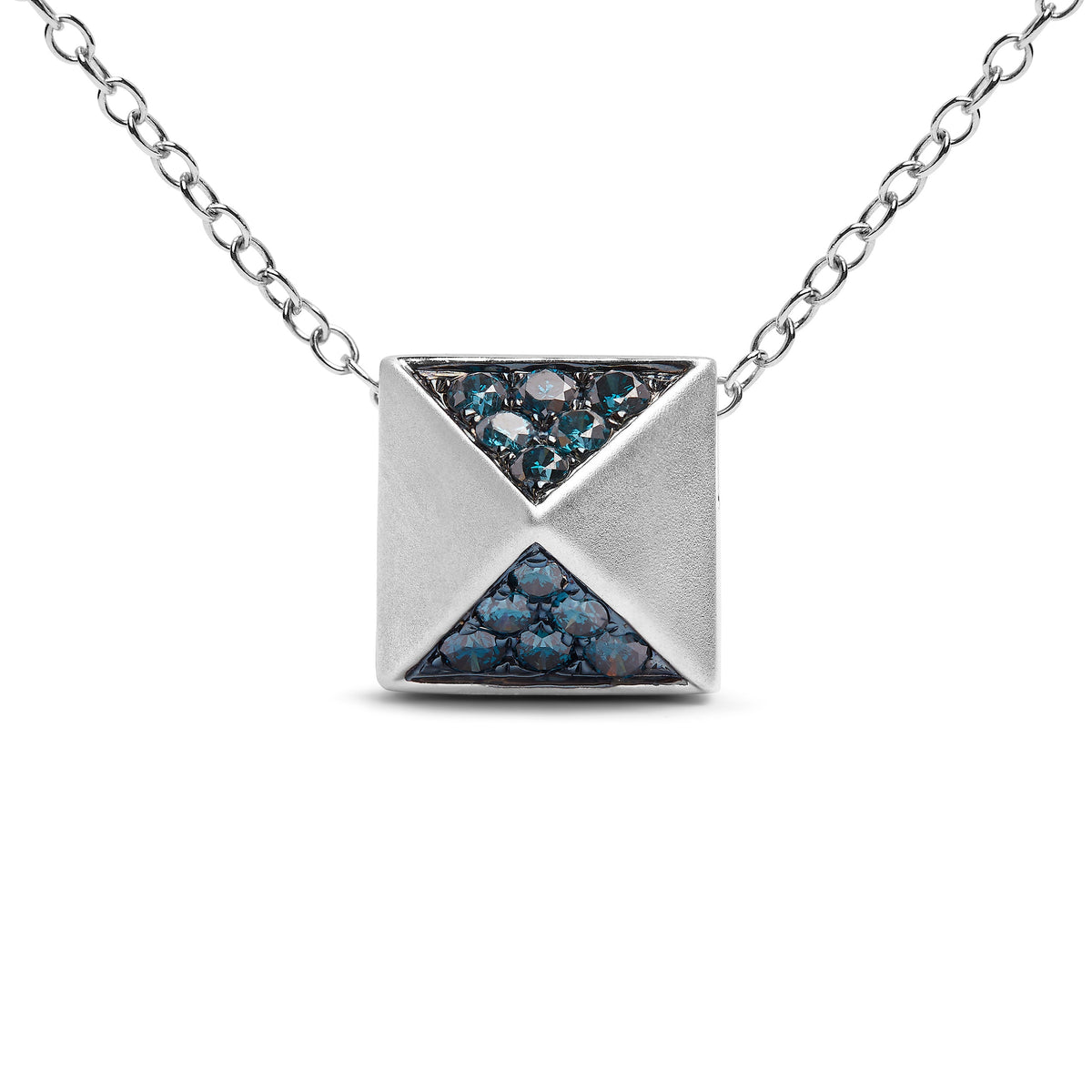 Collar con colgante piramidal con acabado mate de oro blanco de 14K con diamante azul tratado de 1/4 qt (color azul, claridad SI1-SI2) - 18 pulgadas