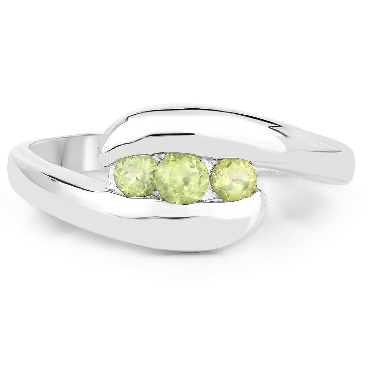 Anillo de plata esterlina .925 con peridoto genuino de 0.56 quilates