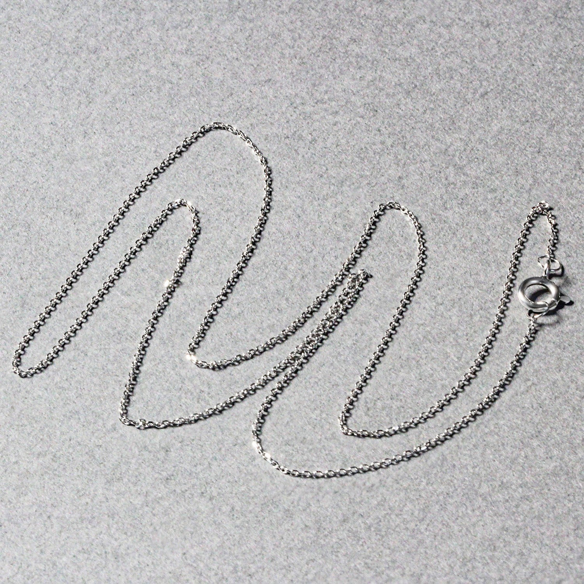 Cadena de eslabones de cable de corte de diamante de oro blanco de 14k de 0,7 mm