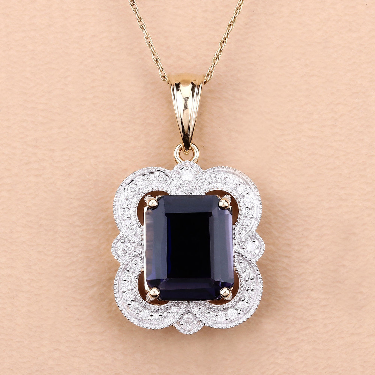 Colgante de oro amarillo de 14 quilates con iolita genuina de 4,07 quilates y diamantes blancos