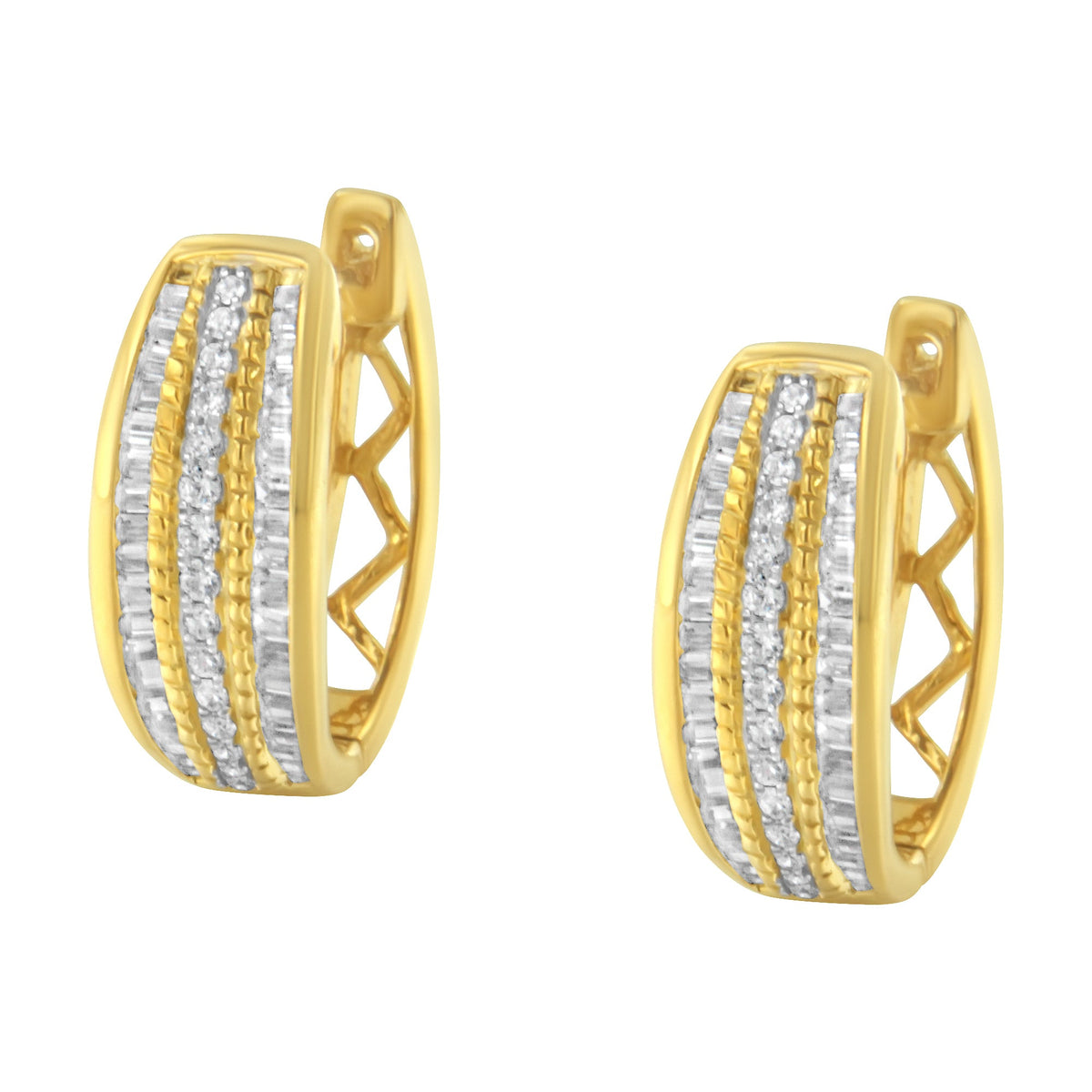 Pendientes de aro modernos de triple fila con diamantes engastados en pavé y canal de oro amarillo de 10K y 3/4 Cttw (color I-J, claridad I2-I3)