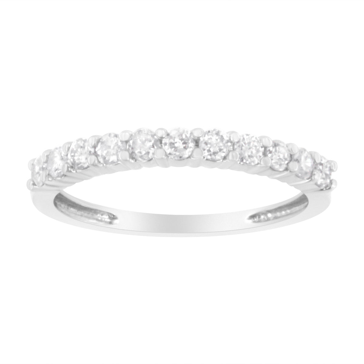 Anillo estilo banda estriada de oro blanco de 10K con diamantes de 1/2 Cttw, engastados con garras, certificado por el IGI (color I-J, claridad I2-I3) - Talla 7