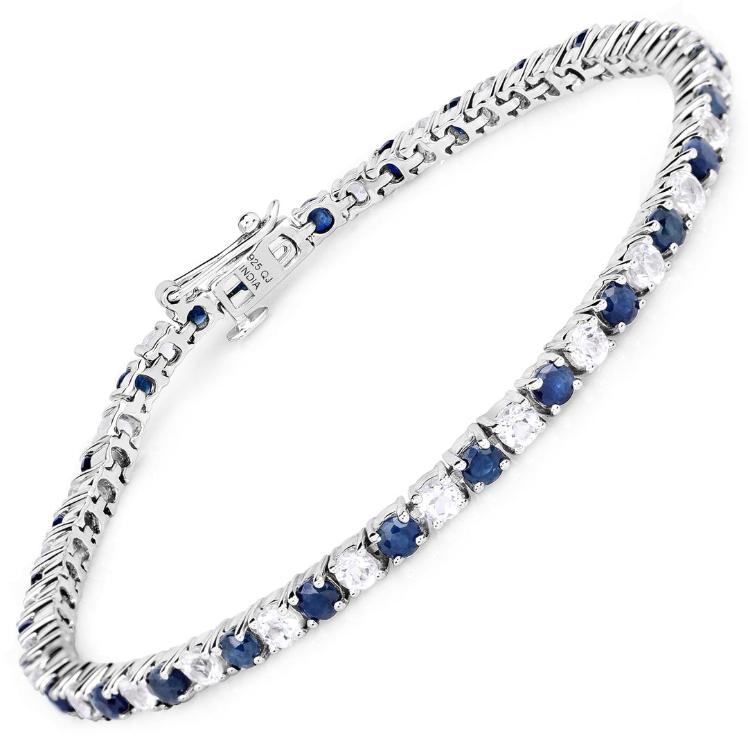 Brazalete de zafiro azul y topacio blanco de 6.87 ct. p.t. en plata de ley