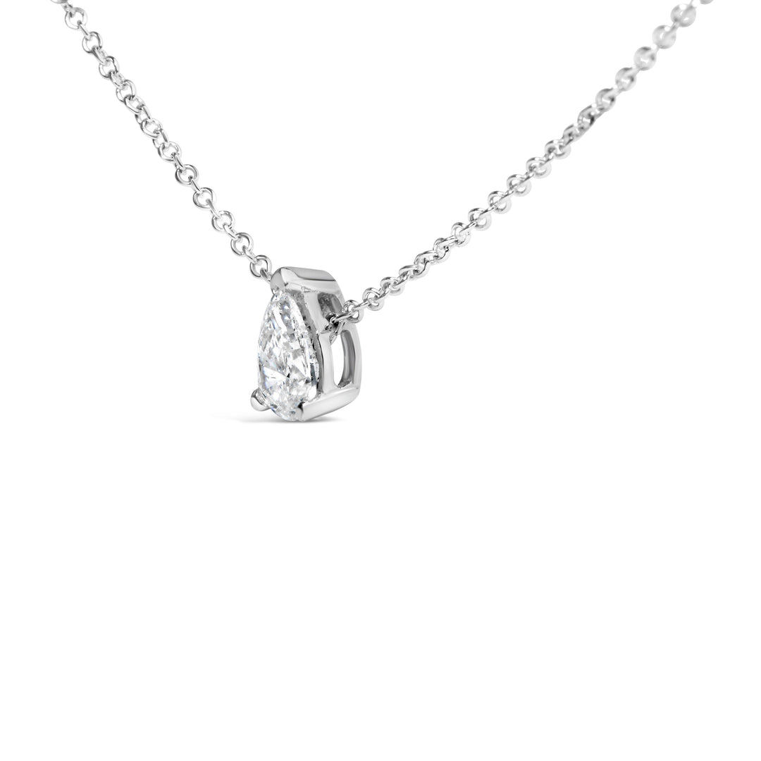Collar con colgante solitario de oro blanco de 14K con diamante cultivado en laboratorio en forma de pera de 1/2 quilate de peso total, 3 garras, 18 pulgadas (color F-G, claridad VS2-SI1)