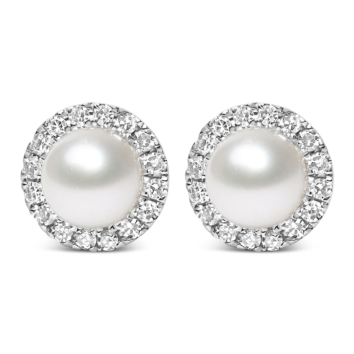 Pendientes de botón halo de oro blanco de 10K con perlas cultivadas de agua dulce de 4,5 mm y diamantes de 1/7 Cttw (color I-J, claridad I1-I2)