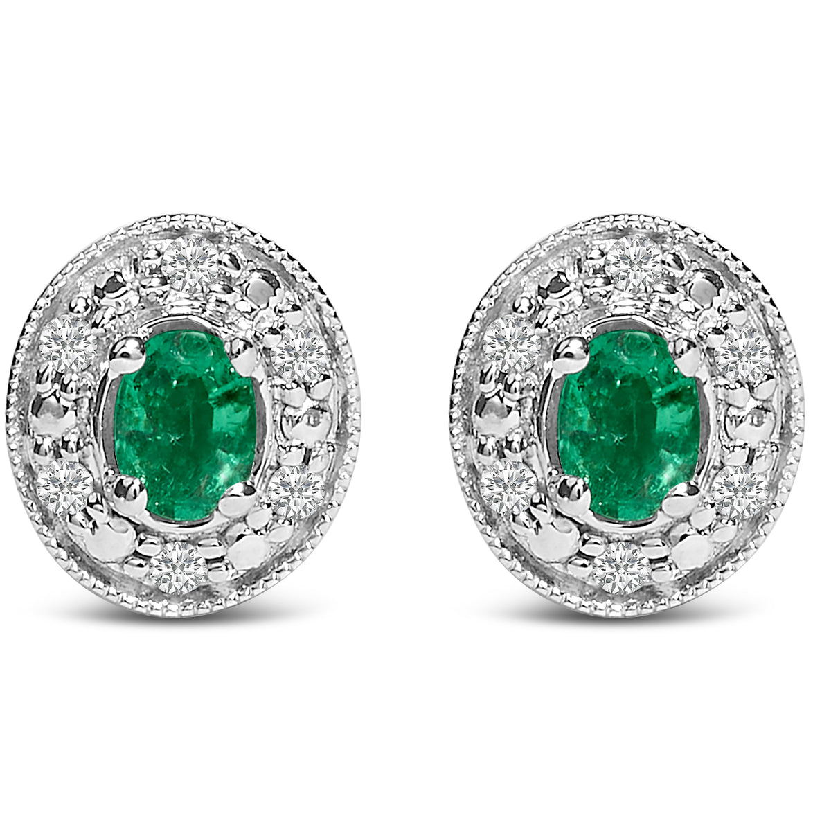 Pendientes de oro blanco de 14 quilates con halo de esmeralda verde ovalada y diamantes de 1/10 quilate (color I-J, claridad I1-I2)