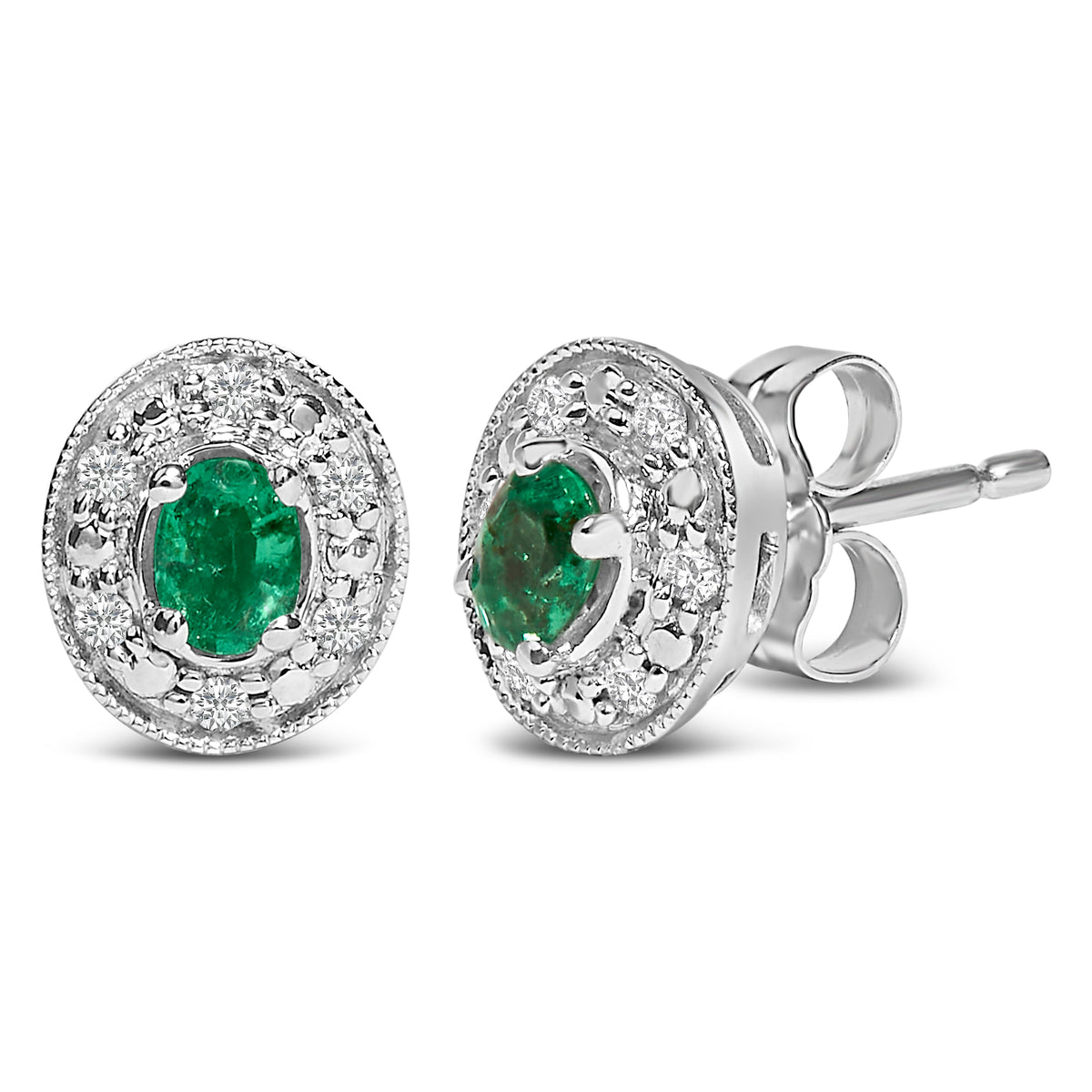 Pendientes de oro blanco de 14 quilates con halo de esmeralda verde ovalada y diamantes de 1/10 quilate (color I-J, claridad I1-I2)