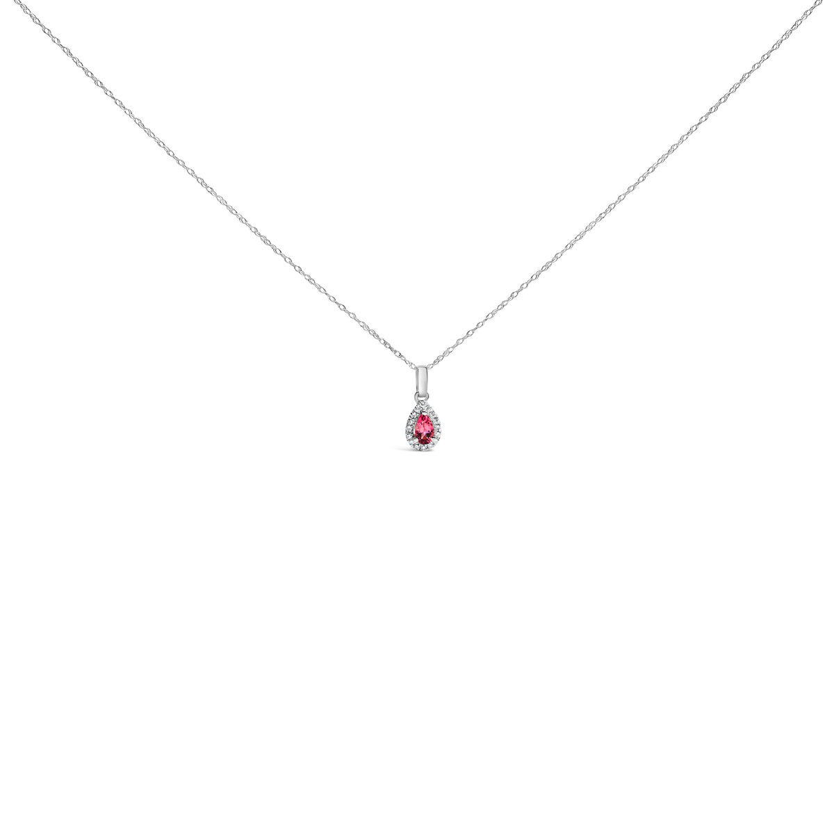 Colgante de oro blanco de 10K con esmeralda verde de 5x3 mm y diamantes en forma de pera, con halo, de 18" (color I-J, claridad I1-I2)