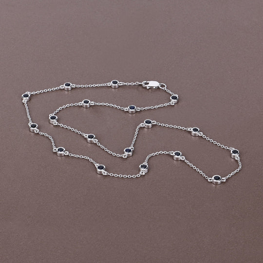 Photo of {{ product.title | truncate: 80, '' | escape }}