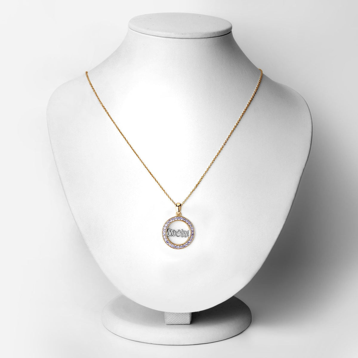 Colgante de plata de ley .925 con tanzanita genuina de 0.64 quilates