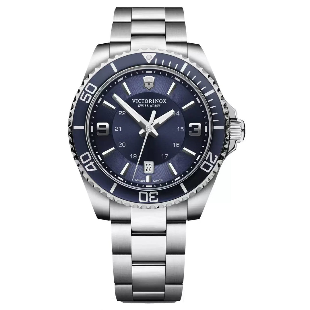 Victorinox Men's Maverick Large
