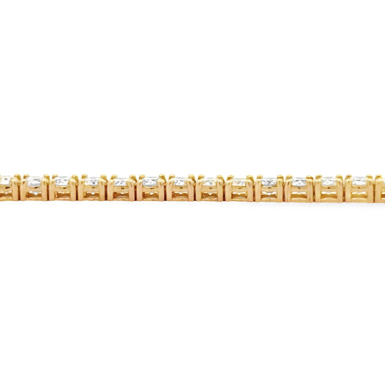 Photo of {{ product.title | truncate: 80, '' | escape }}