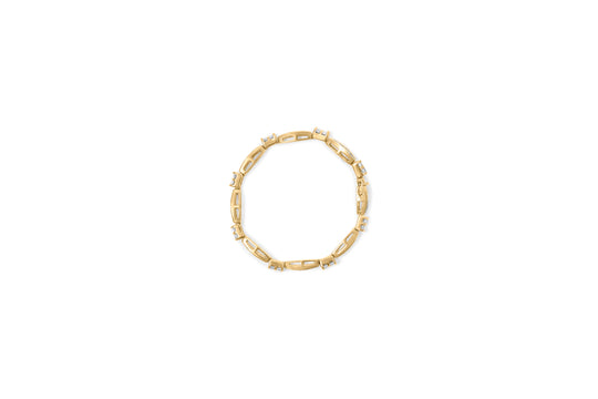 Photo of {{ product.title | truncate: 80, '' | escape }}