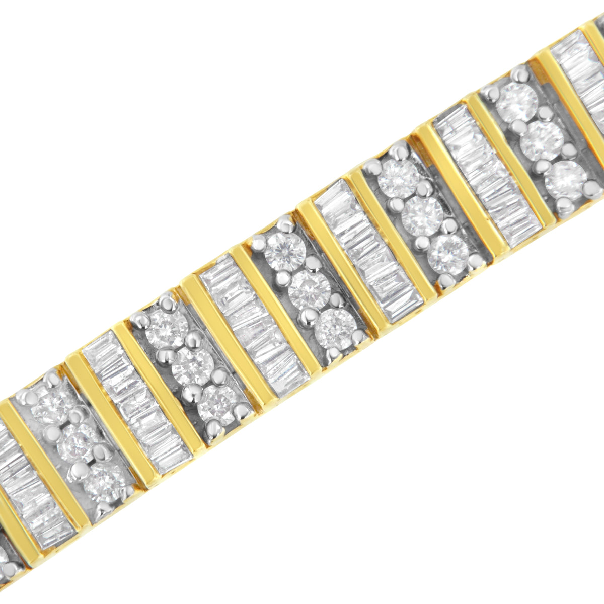 Pulsera de eslabones con diamantes redondos y de talla baguette de oro amarillo de 14 quilates y 5,50 quilates de peso total