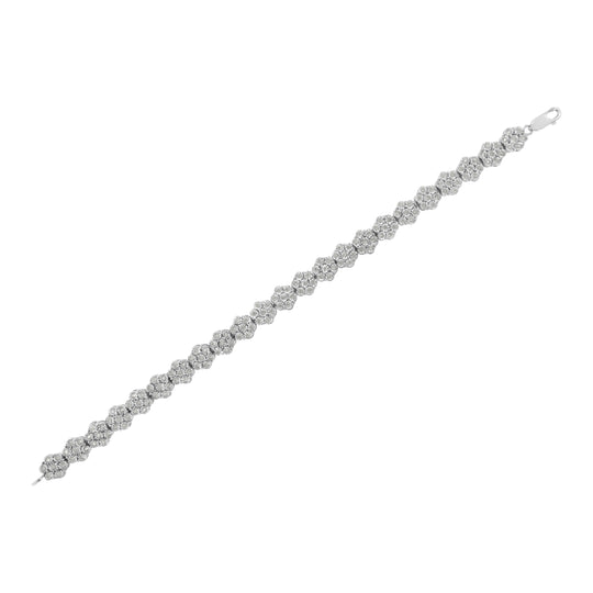 Photo of {{ product.title | truncate: 80, '' | escape }}