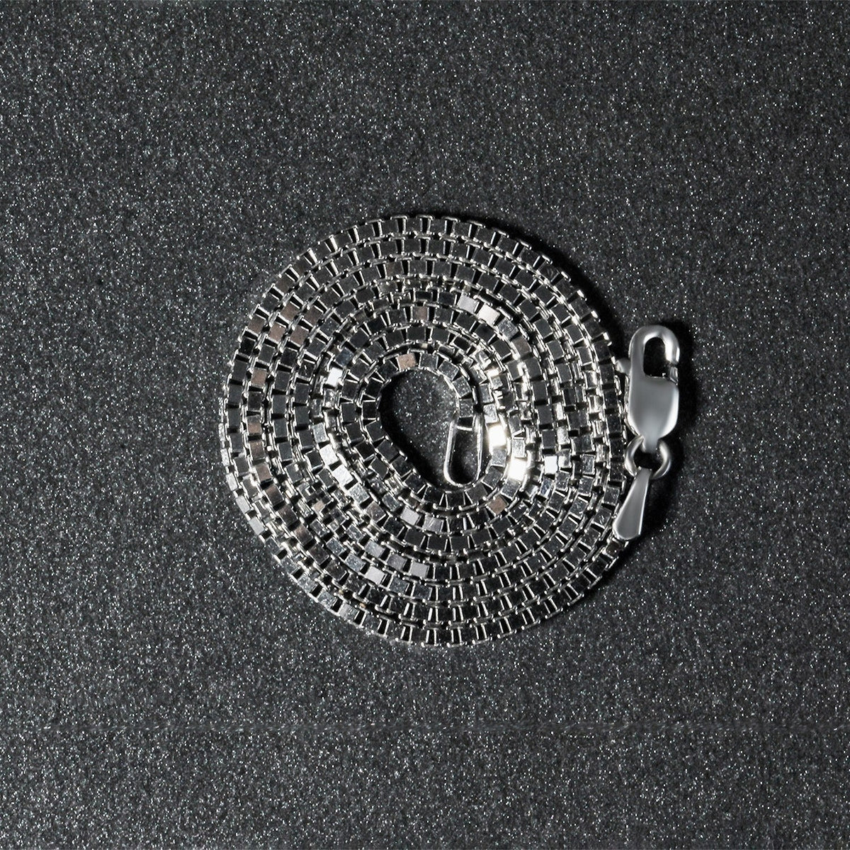 Cadena de oro blanco de 14k, diseño clásico, de 1.4mm
