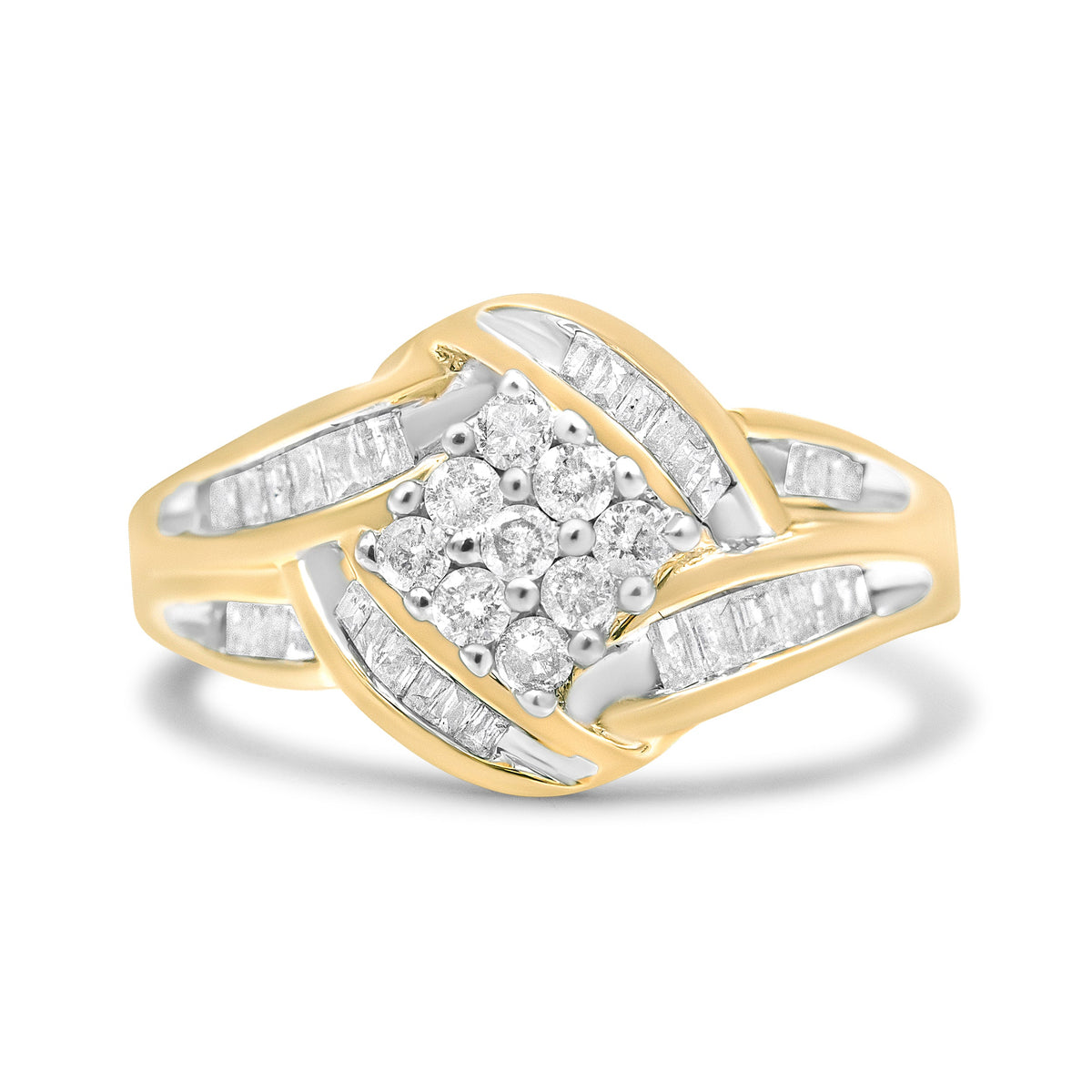 Anillo de oro blanco y amarillo de 10K con racimo de diamantes de 3/4 Cttw y diseño de remolino (Color H-I, Claridad I1-I2)