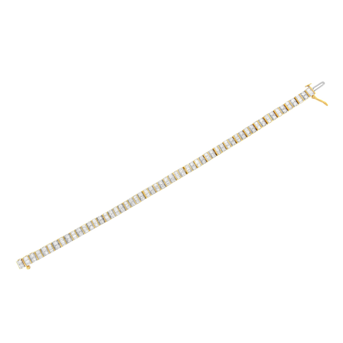 Pulsera de tenis de oro amarillo de 10K con diamantes en talla baguette y redonda alternados de 4.0 Cttw, engastados en bisel y garra de 7" (Color G-H, Claridad SI1-SI2)