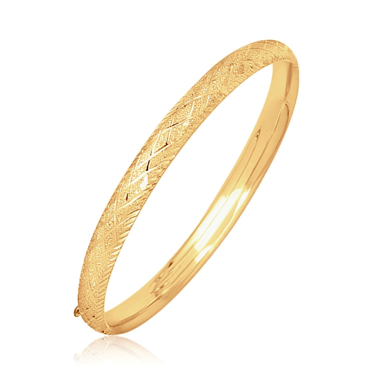 Pulsera rígida de oro amarillo de 14k con diamantes tallados (6.00 mm)