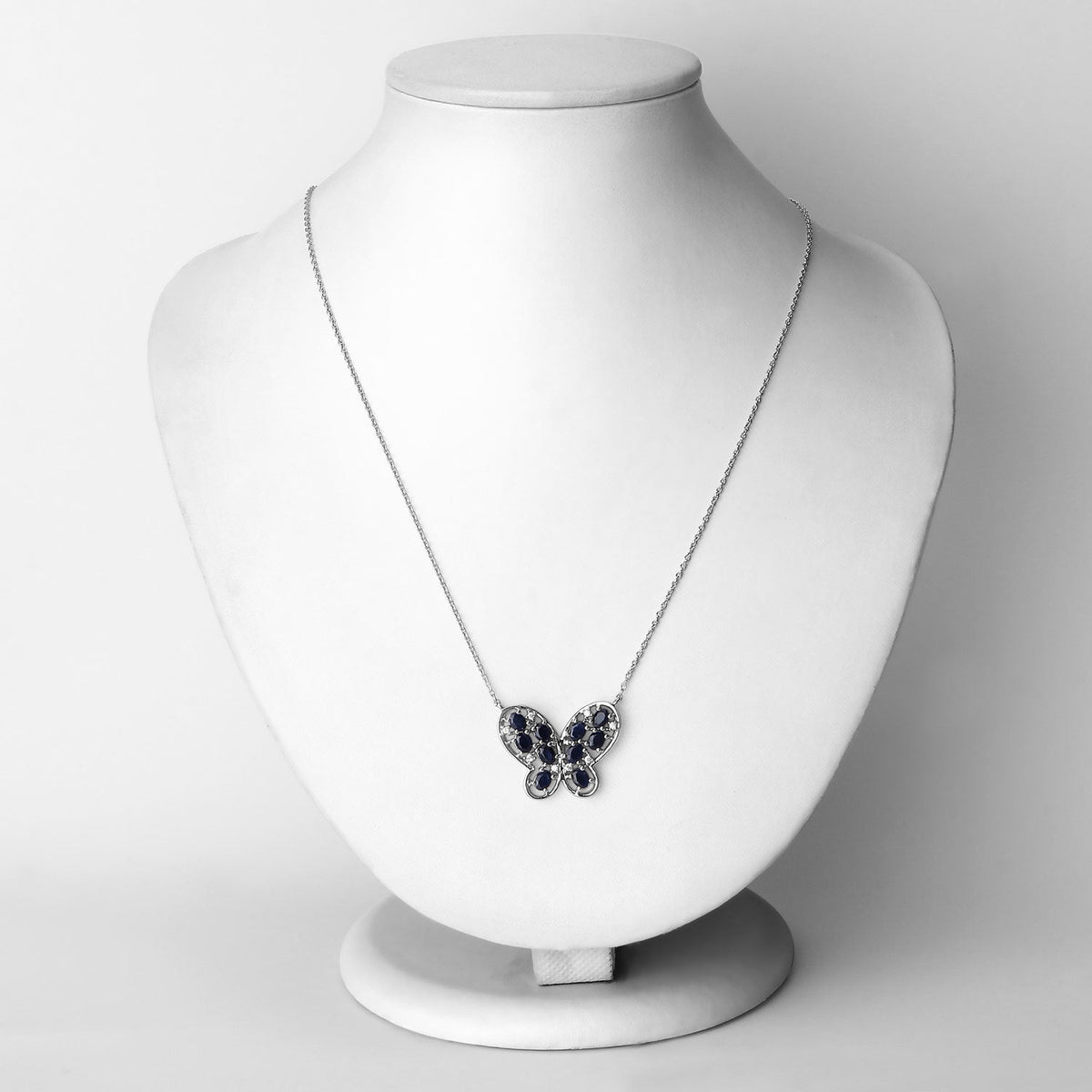 Collar de plata de ley .925 con zafiro azul auténtico de 2.16 quilates y circonitas blancas