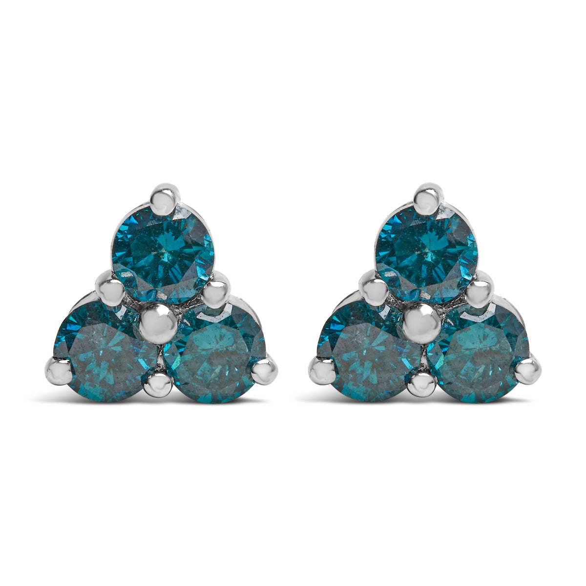 Pendientes de trío de diamantes azules tratados en oro blanco de 14 K (1 1/3 TCW, azul)