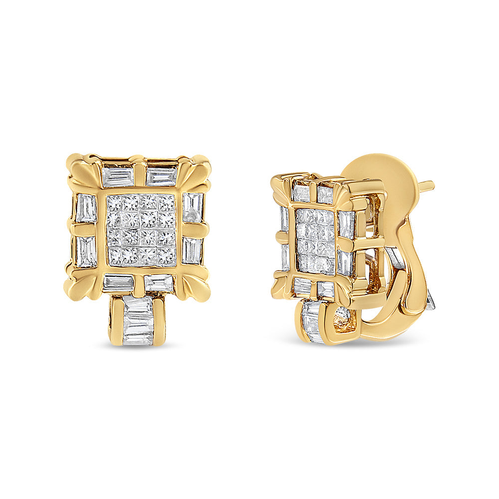 Pendientes Omega de aro tipo arracada con marco cuadrado de diamantes talla princesa y baguette de oro amarillo de 14K de 7/8 Cttw (Color H-I, Claridad SI1-SI2)