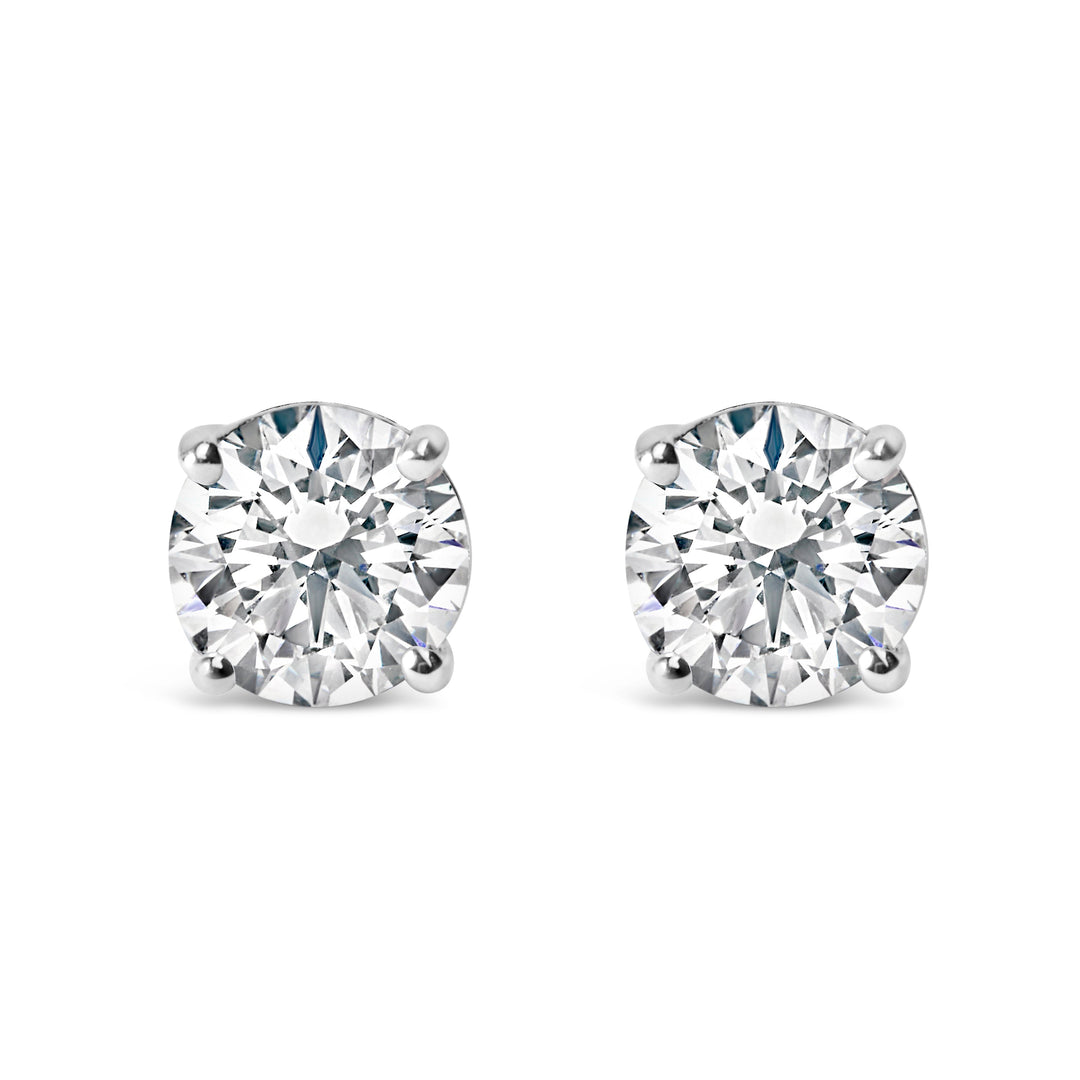 Pendientes de tuerca clásicos de oro blanco de 14 quilates, con 2.00 quilates de diamantes redondos de talla brillante cultivados en laboratorio, con 4 garras y cierre de rosca (color F-G, claridad VVS2-VS1)