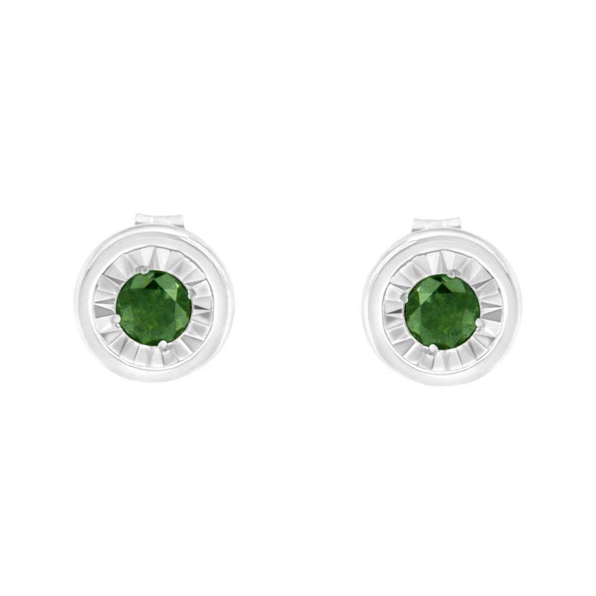 Aretes de botón de plata de ley .925 con diamante verde de talla brillante redonda de 1/4 Cttw, engaste de milagro (color mejorado elegante, claridad I1-I2)
