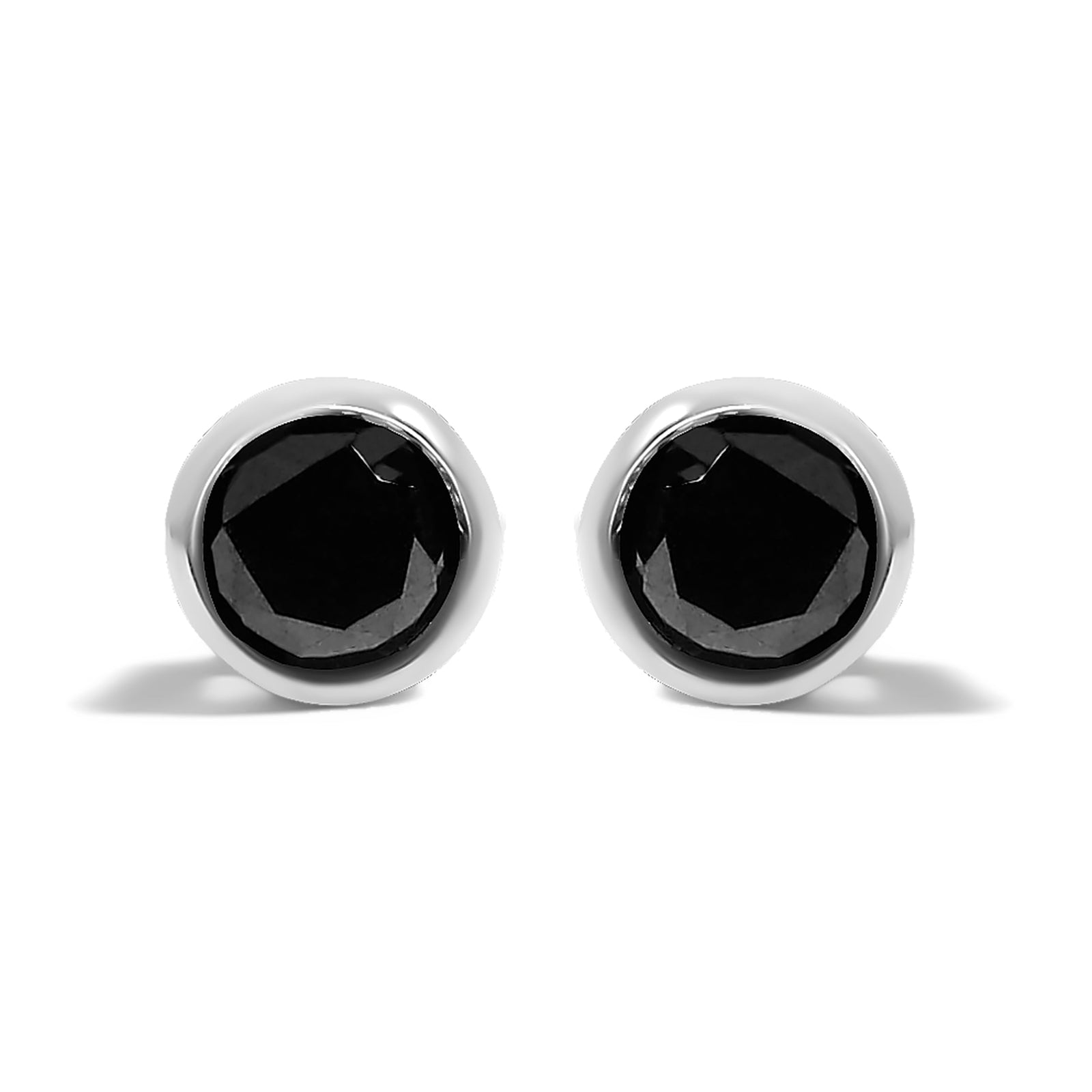 Pendientes de Plata Fina .925 con Diamantes Negros de 4.00 Qts. Talla Brillante Redonda, Engastados en Bisel, con Cierre de Rosca (Color Fantasía Mejorado, Claridad I2-I3)