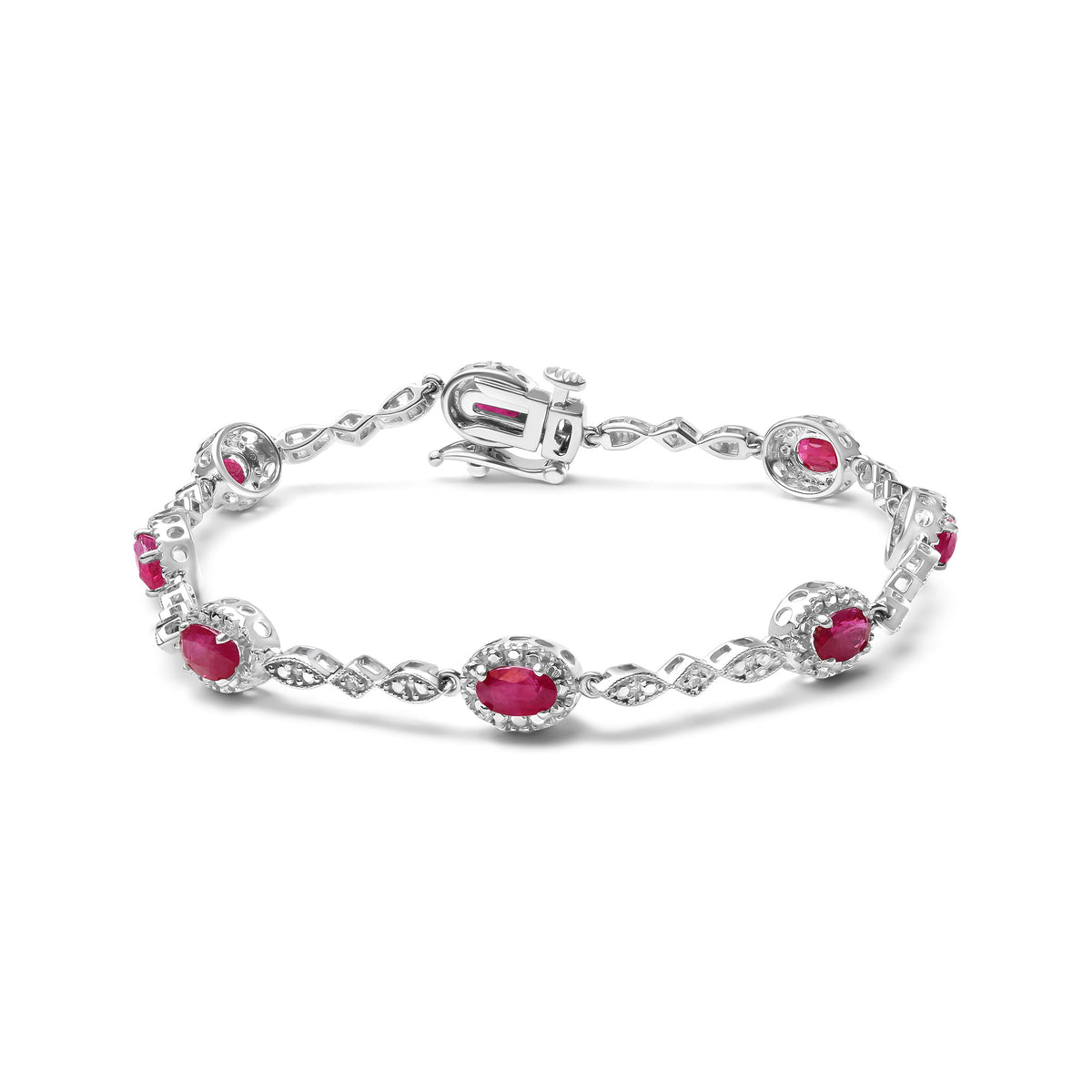 Pulsera de eslabones de rubí ovalado y diamantes de oro blanco de 10K de 4.5mm x 3mm (Color H-I, Claridad SI1-SI2) - Tamaño 7"