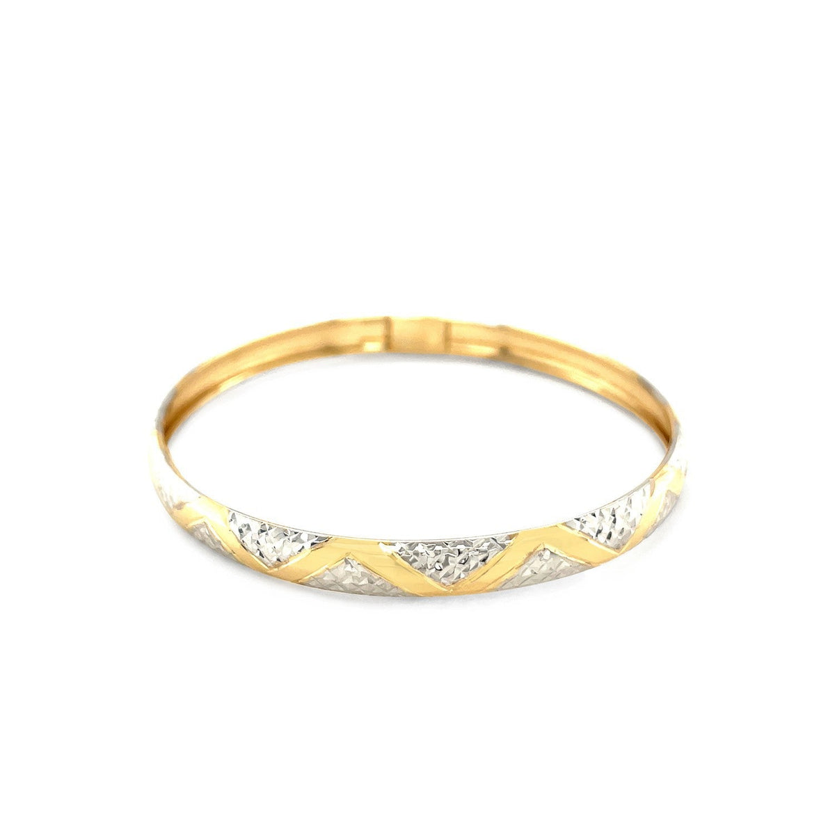 Brazalete de oro bicolor texturizado estilo zigzag de 10k